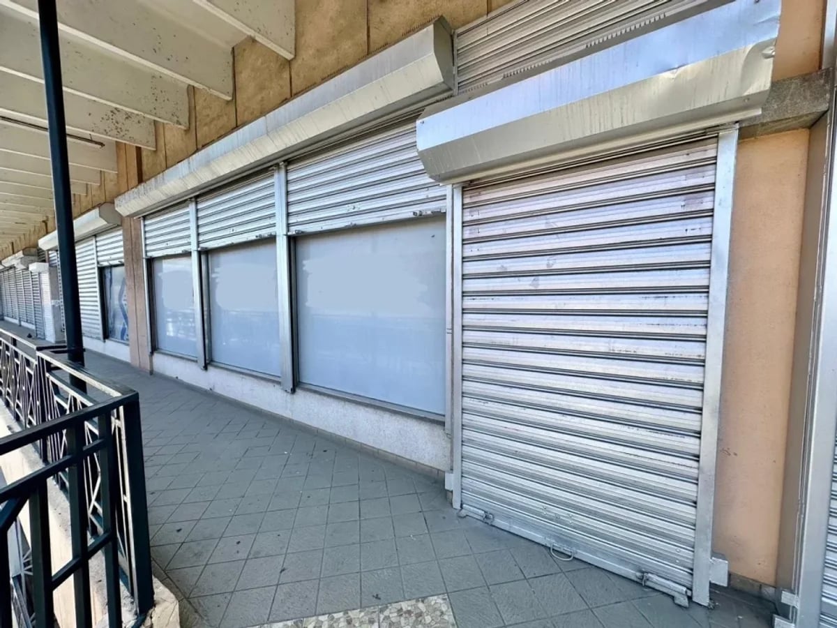 Local comercial en alquiler 165 m² herrera santo d – foto 1