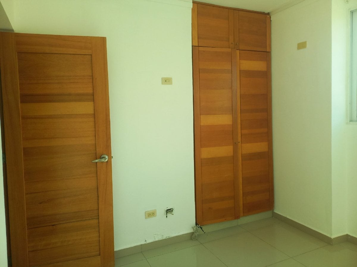 Apartamento En Residencial Nuevo Amanecer, Santo D – foto 11