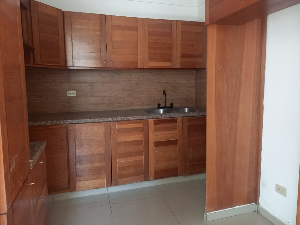 Apartamento En Residencial Nuevo Amanecer, Santo D – foto 6