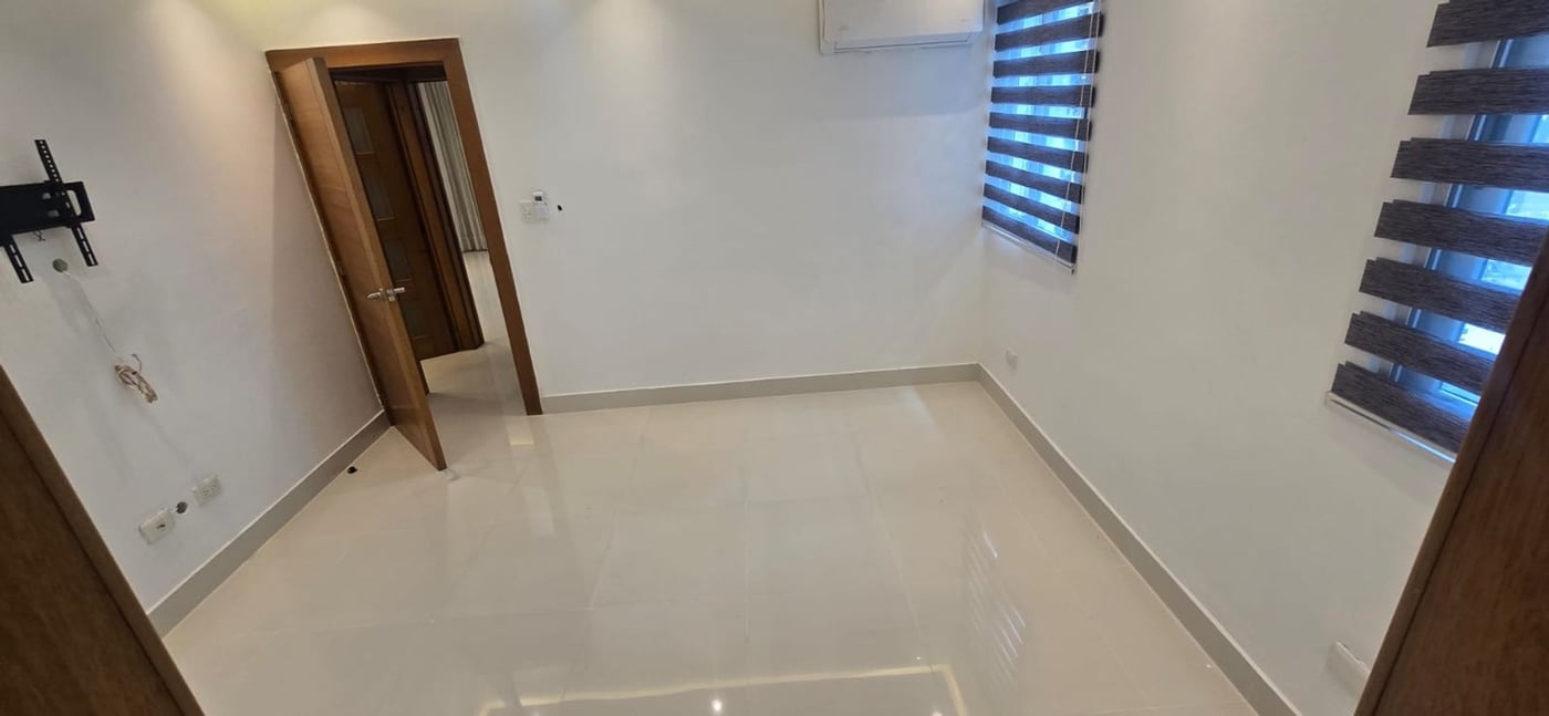 ALQUILER EN LA ESPERILLA CON LINEA BLANCA – foto 12