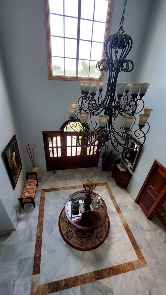 Casa de Lujo en Jarabacoa con Piscina – foto 1