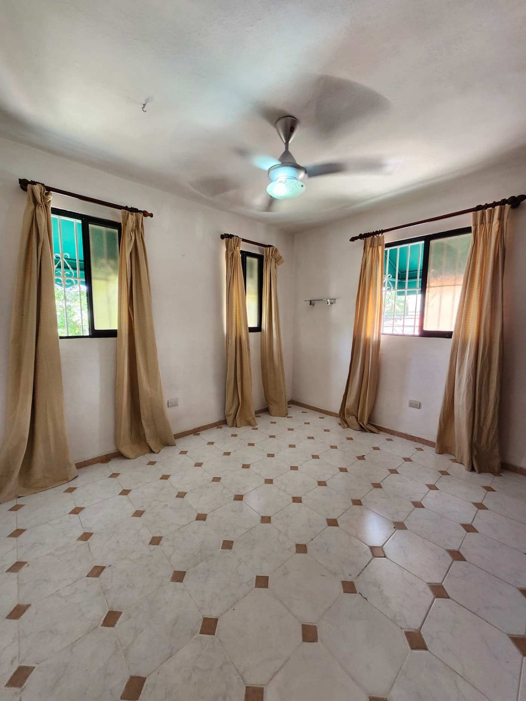 CASA DE 2 NIVELES 4 HAB EN ALMA ROSA II – foto 10
