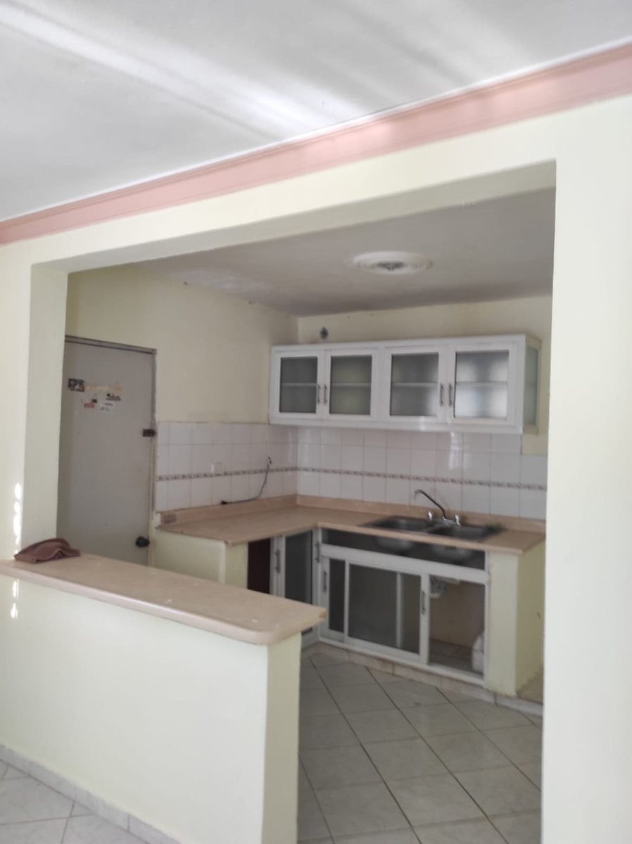 Casa en San Isidro Adentro, Santo Domingo Este – foto 2