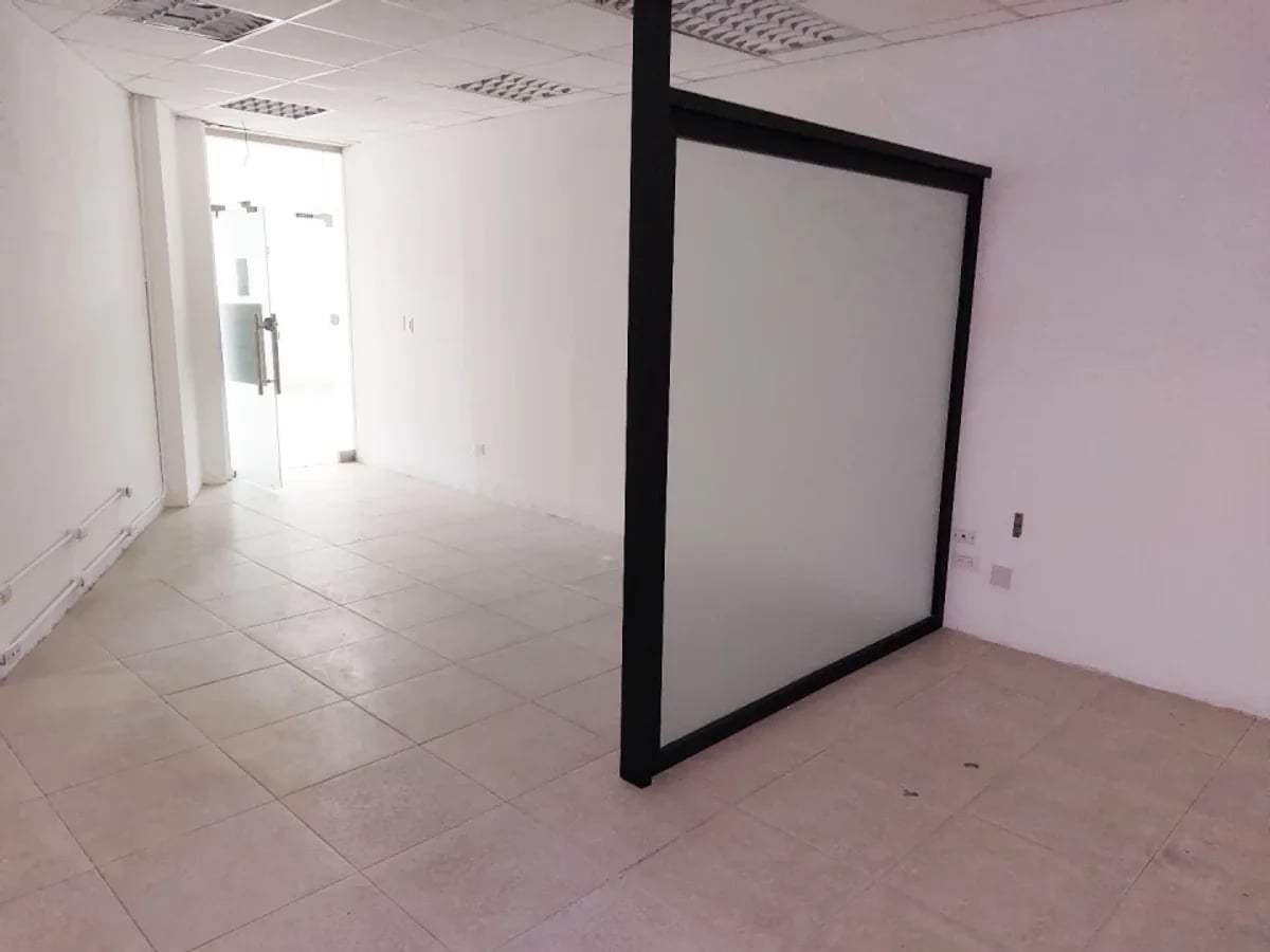Local comercial en Arroyo Hondo – foto 5