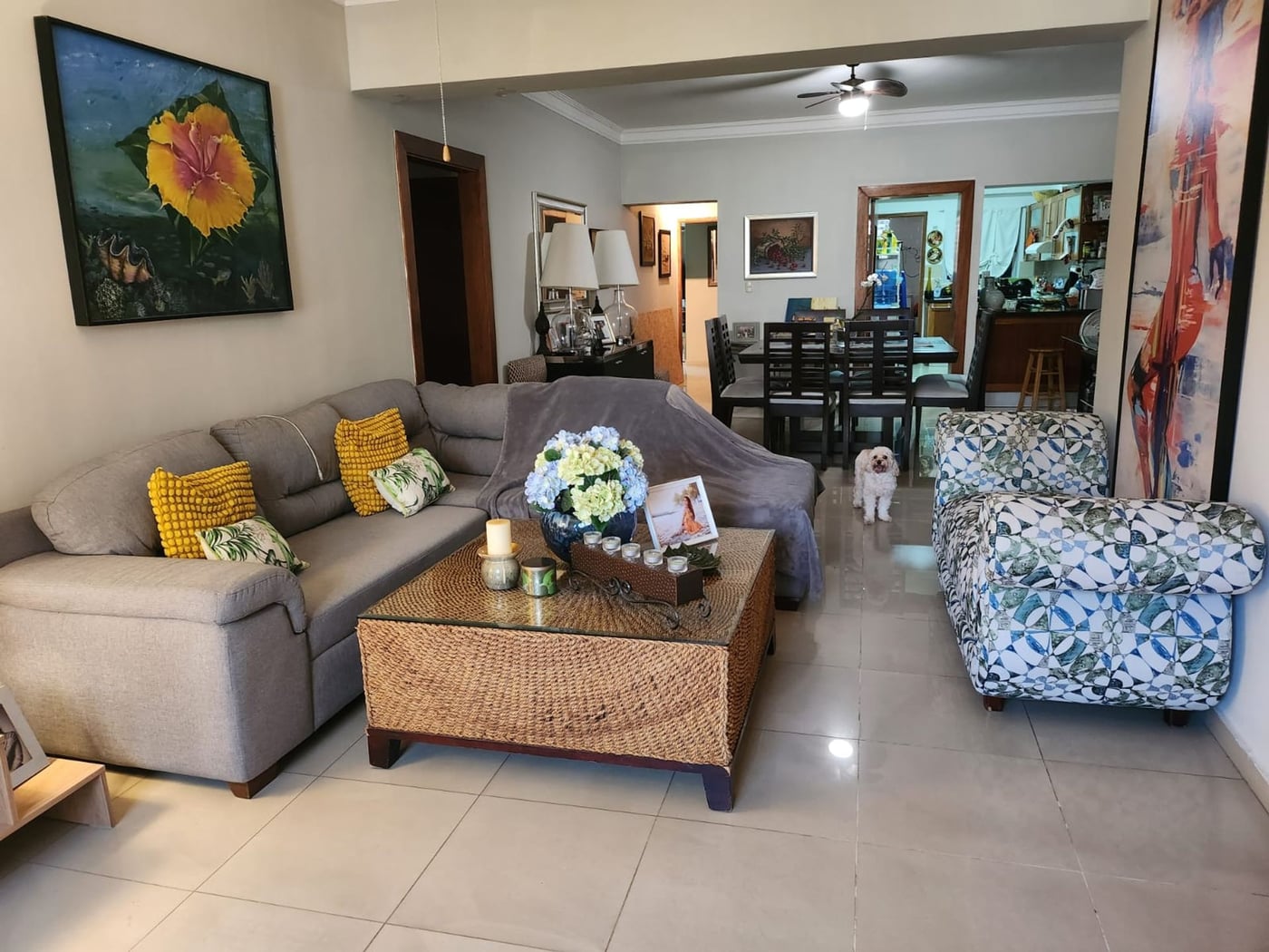 HERMOSO APARTAMENTO EN EVARISTO MORALES – foto 1