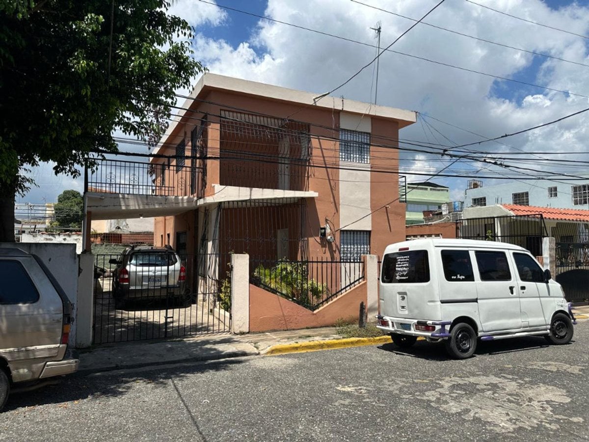 Casa 3 habitaciones en Villa Carmen – foto 1
