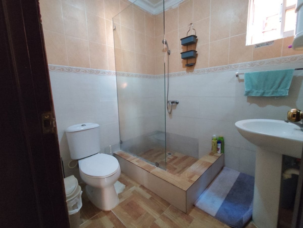 Casa en Santo Domingo Norte, 5 habitaciones – foto 3