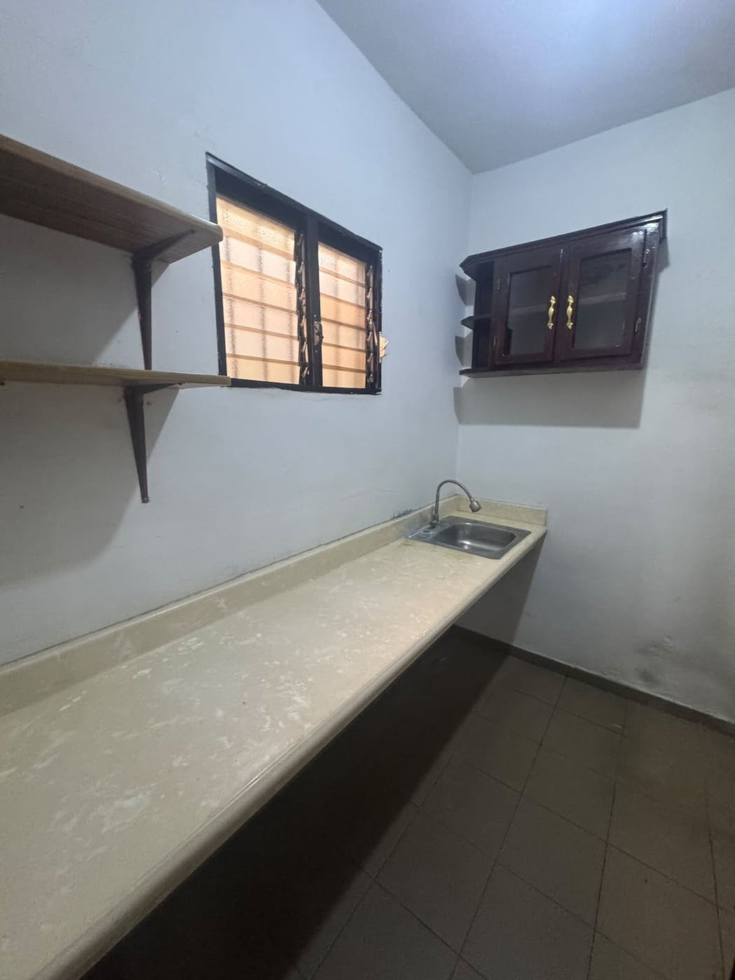 Local en alquiler – evaristo morales – foto 4