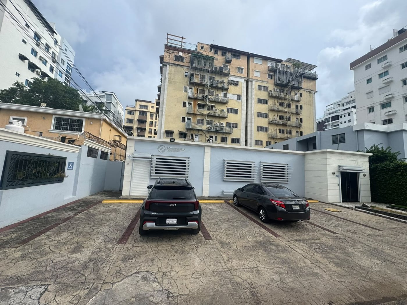 Local en alquiler – evaristo morales – foto 6