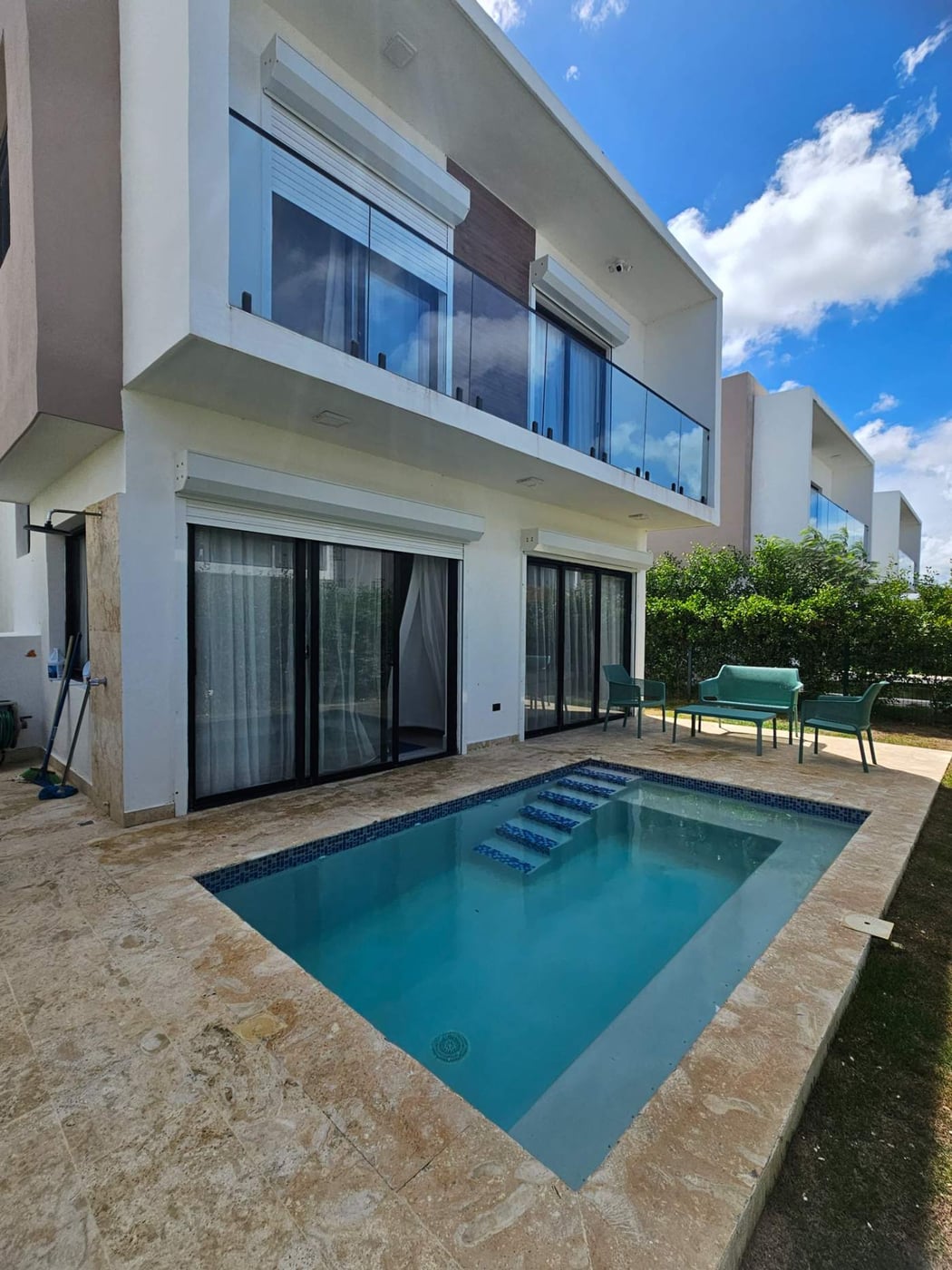 VILLA 3 HABITACIONES  AMOBLADA CON PISCINA – foto 1
