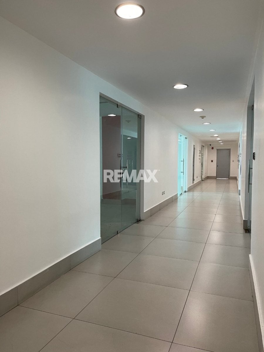 Local de oficina en venta 92 m² ensanche naco sant – foto 2