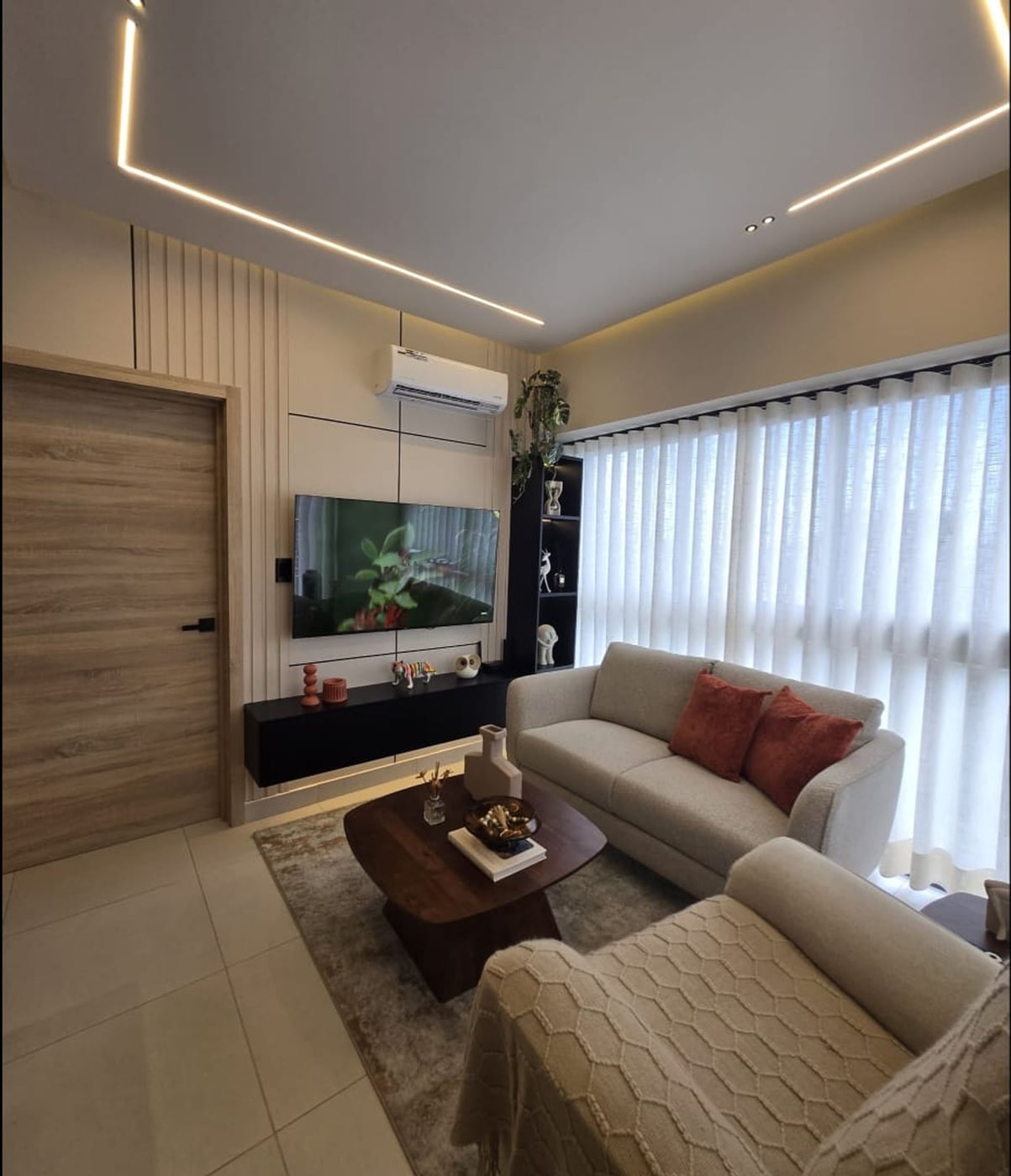 Apartamento 1 habitación amueblado ¡Nuevo! – foto 1