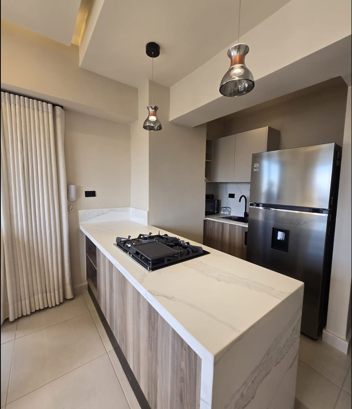 Apartamento 1 habitación amueblado ¡Nuevo! – foto 2