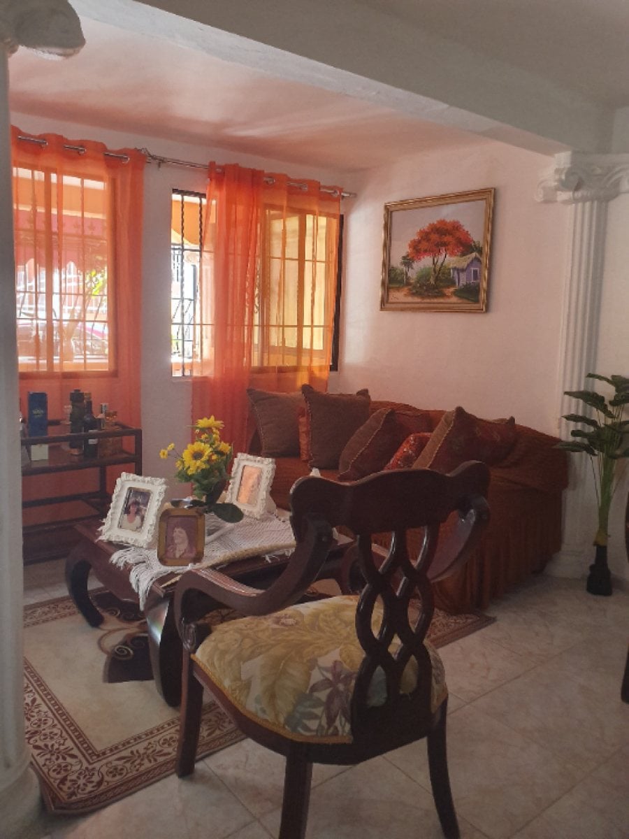 Casa Amplia en Villa Mella, Santo Domingo Norte – foto 8
