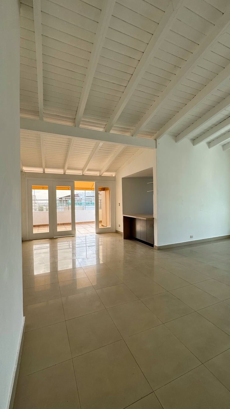 Alquiler 2 habitaciones con Terraza privada – foto 2