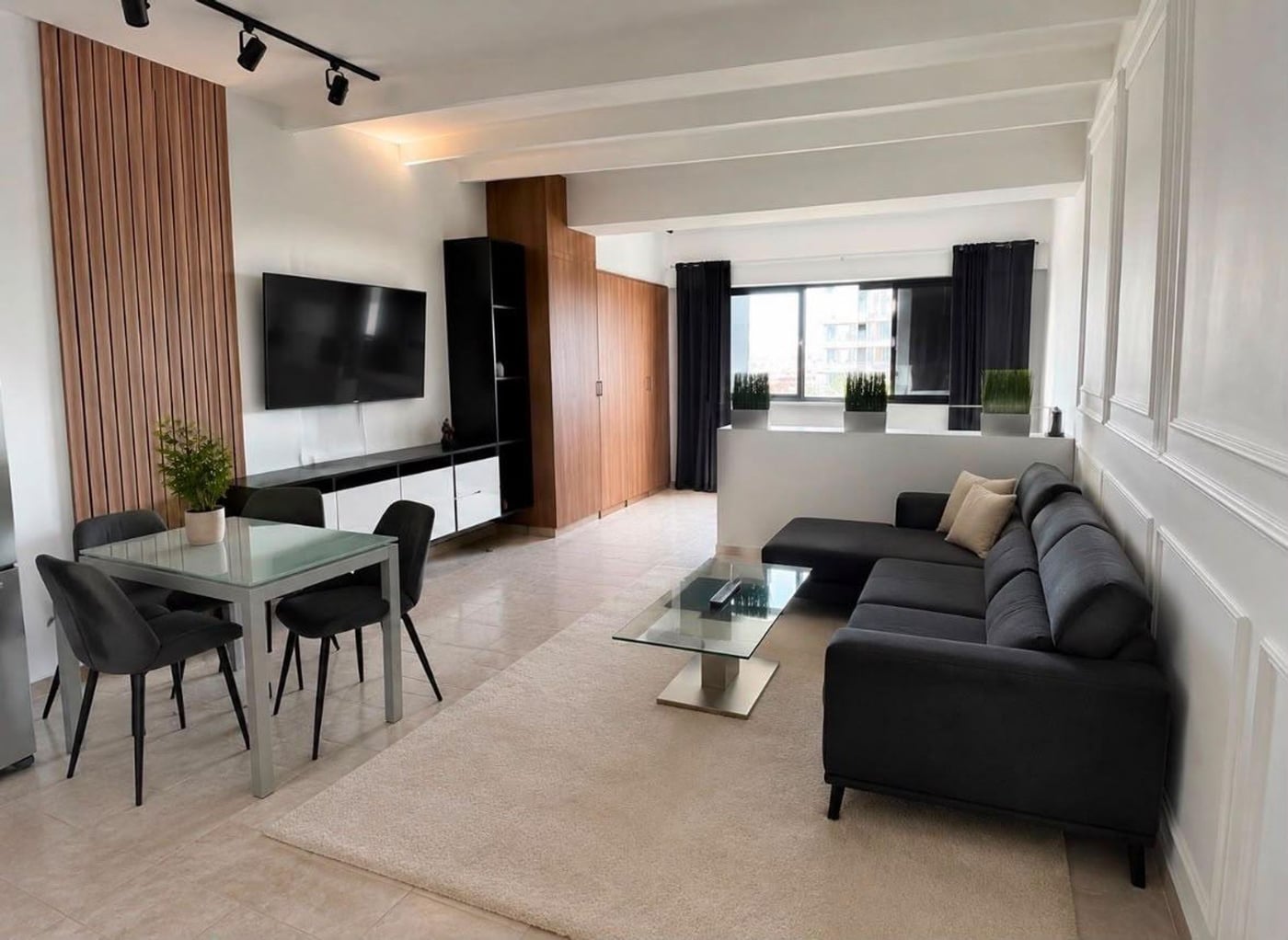 APARTAMENTO EN ALQUILER ENSANCHE NACO – foto 1