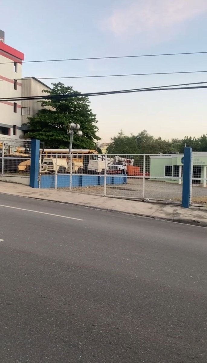 Terreno en Las Caobas, Av. Prol 27 Santo Domingo Oeste – foto 1