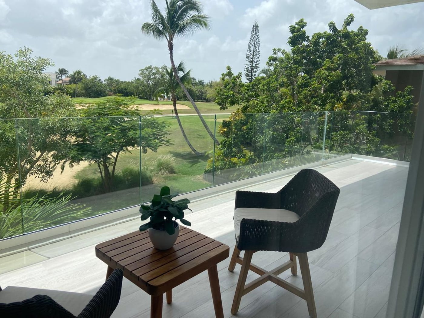 APARTAMENTO EN ALQUILER 2 DORMITORIOS COCOTAL GOLF – foto 2