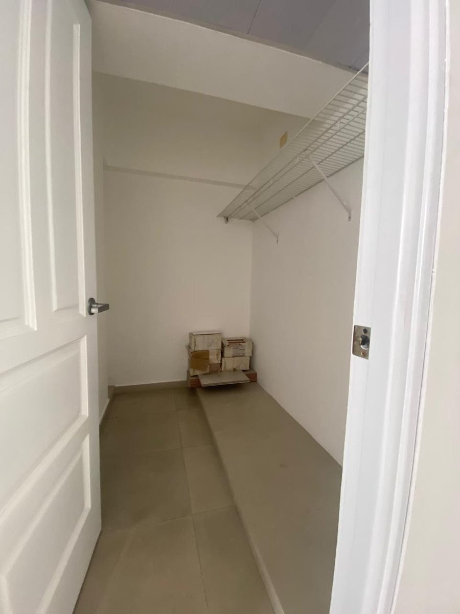 Aquiler apartamento 2do piso en Naco – foto 6