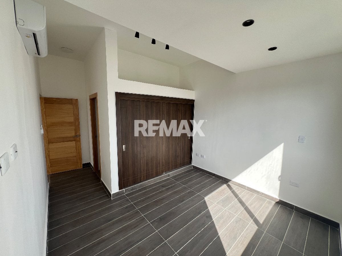Apartamento Moderno de Dos Habitaciones Linea Blanca – foto 7