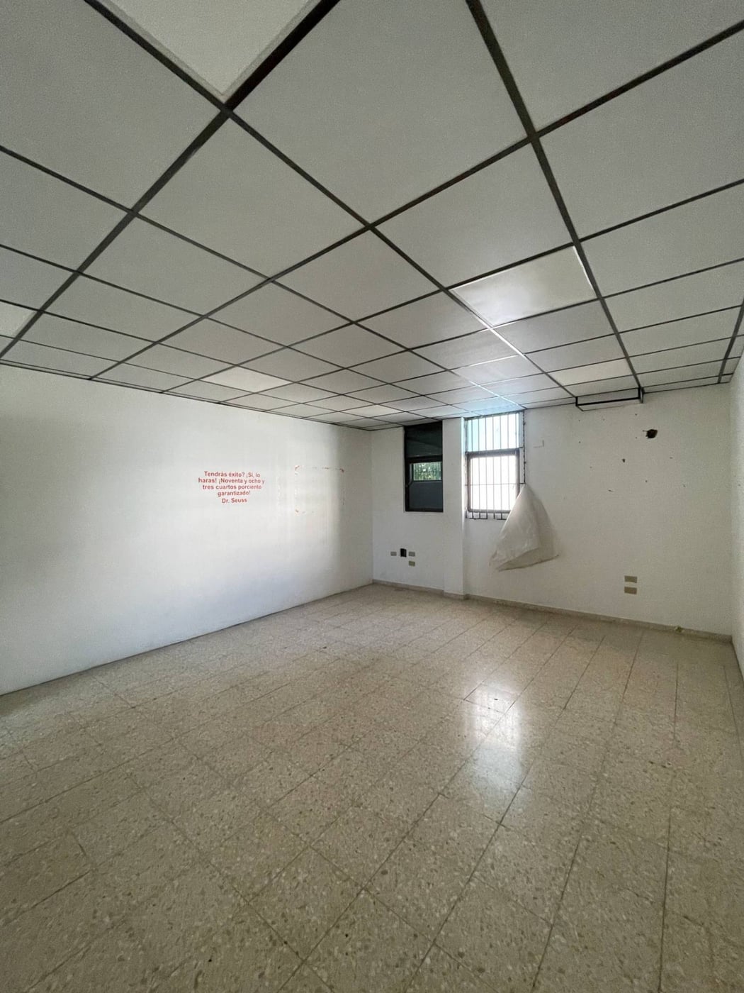 Locales en Alquiler en Plaza Comercial – foto 3