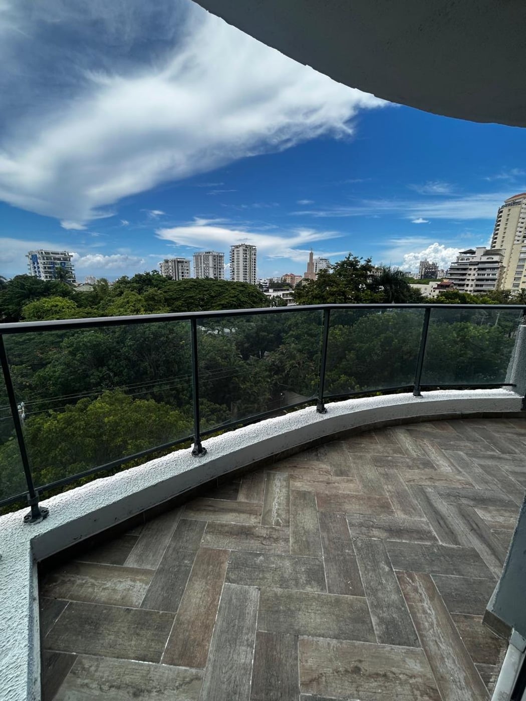 Apartamento totalmente amueblado en La Esperilla – foto 1