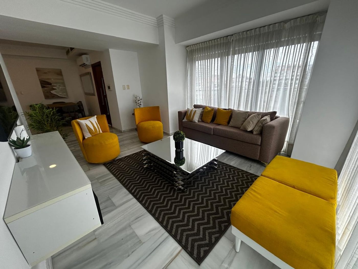 Apartamento totalmente amueblado en La Esperilla – foto 2