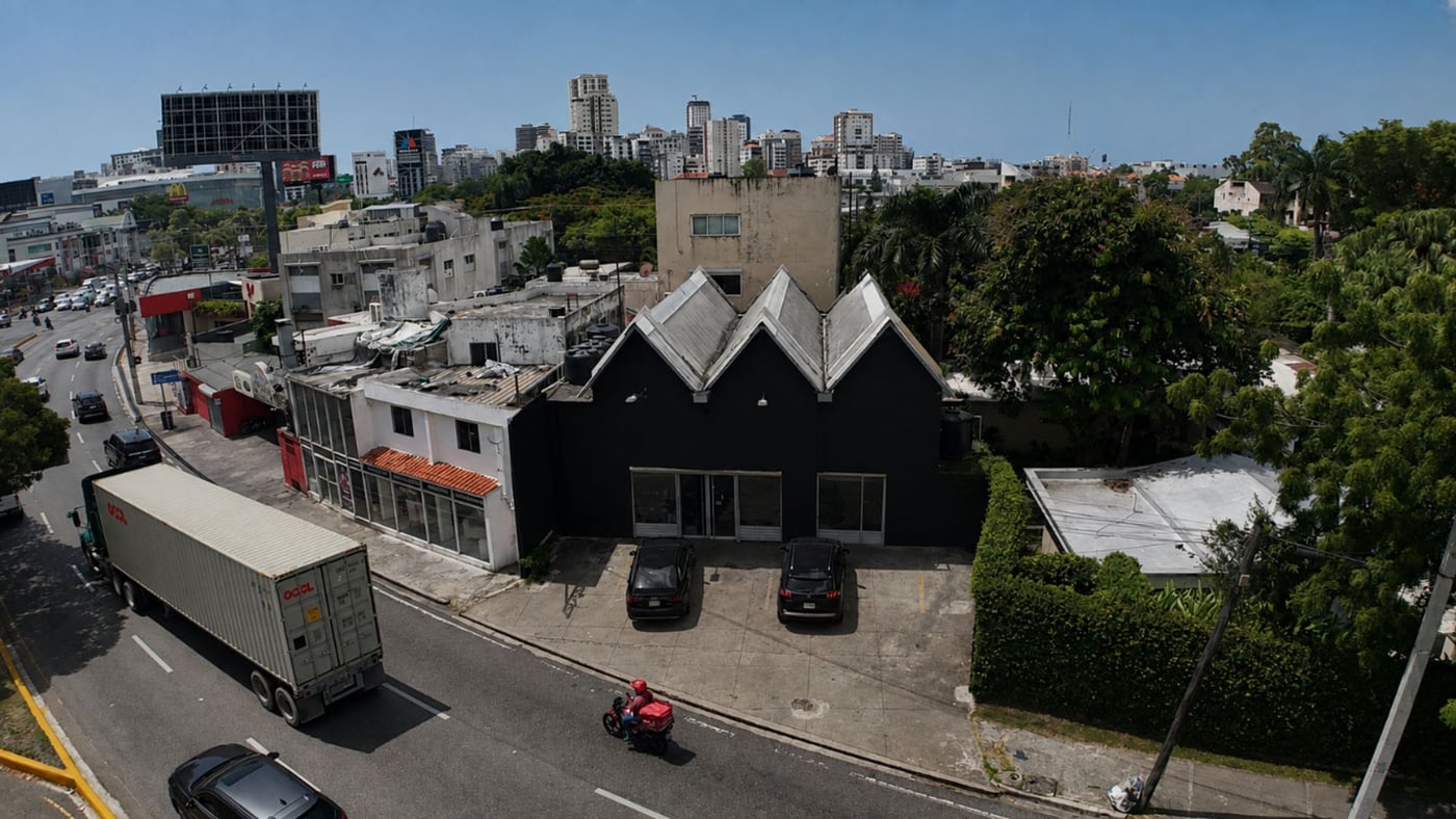 EDIFICIO EN ALQUILER 265 M² AVENIDA DE LOS PRÓCERE – foto 1