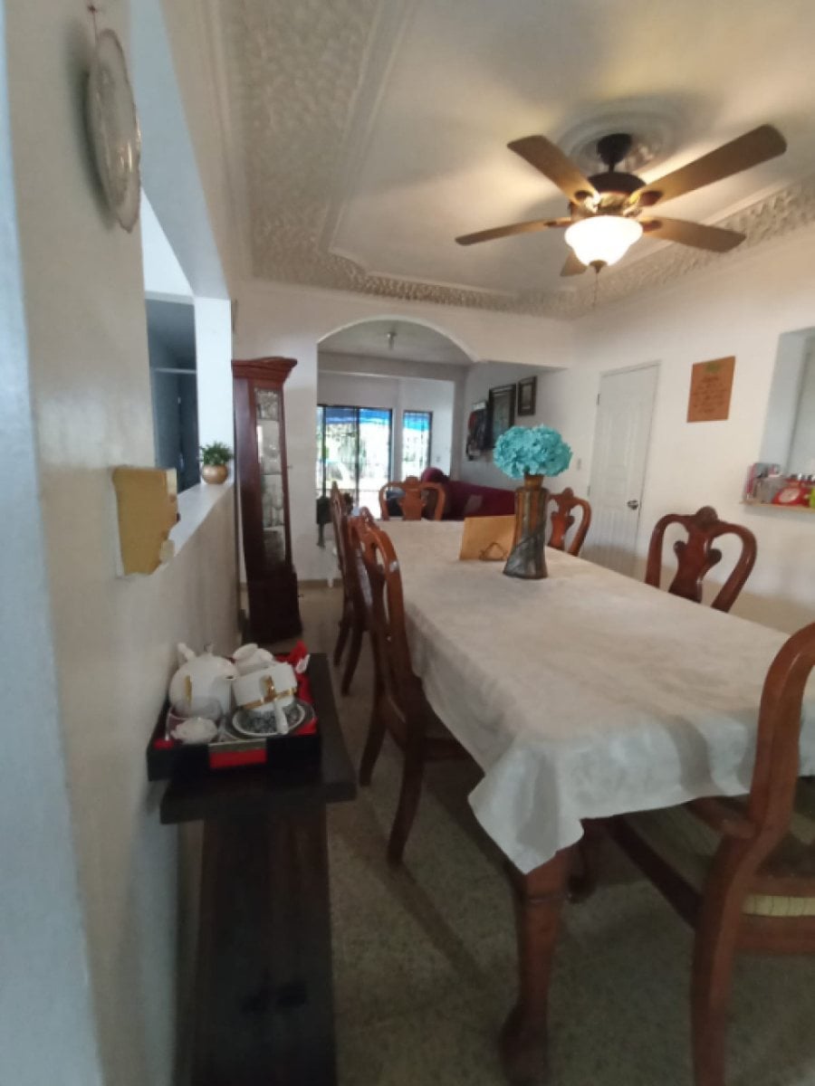 Casa en Ensanche Ozama, Santo Domingo Este – foto 3