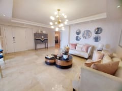 Exclusivo apartamento en Piso 11 con 5 parqueos – foto 5