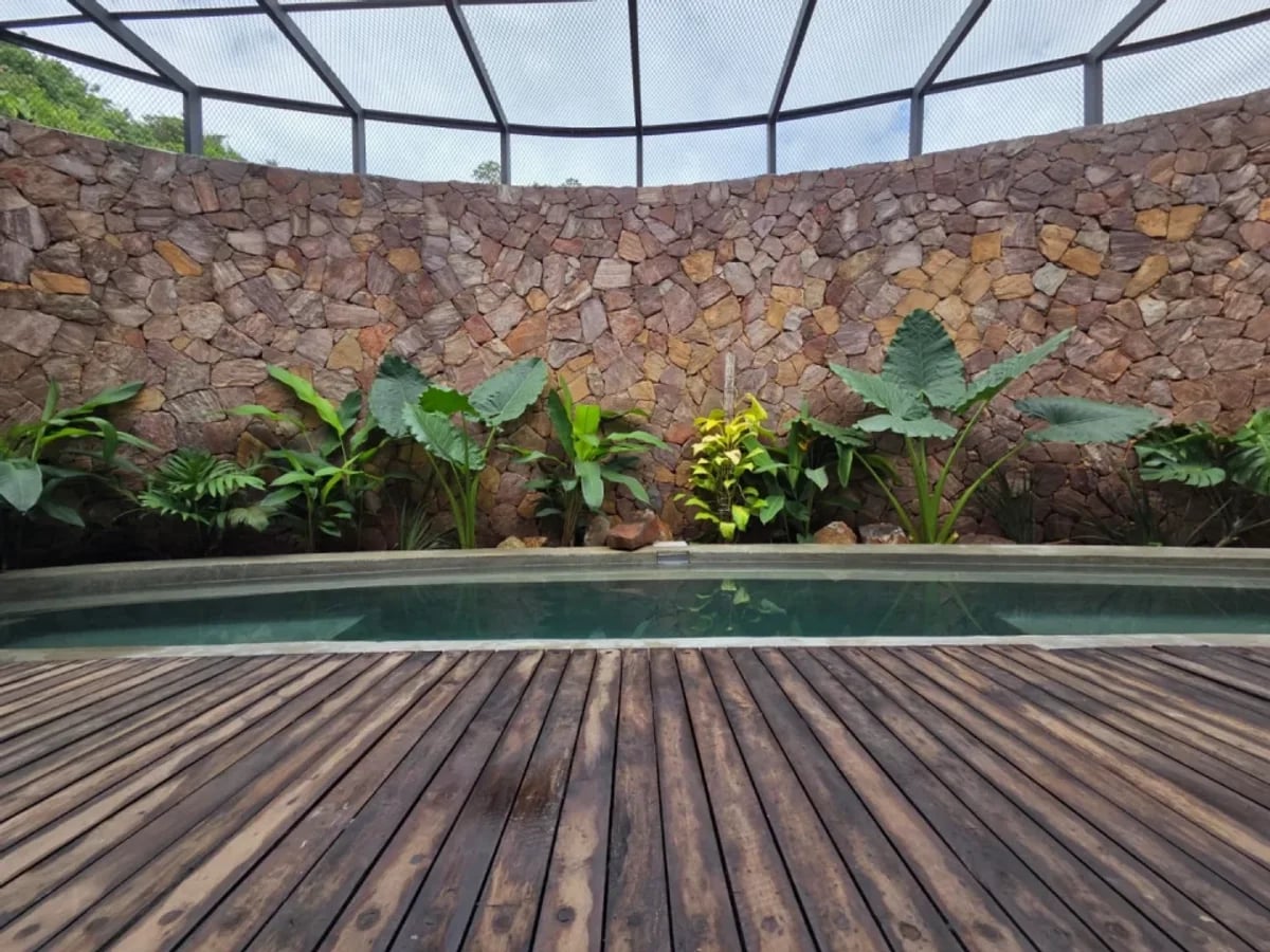 Casa en Venta en Las Terrenas con Jardín y Piscina – foto 2