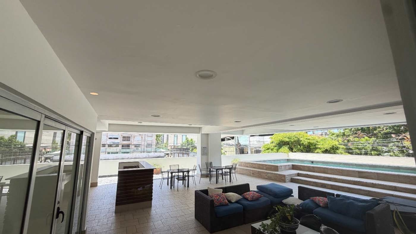 Apto alquiler LInea Blanca Piantini piso alto – foto 2