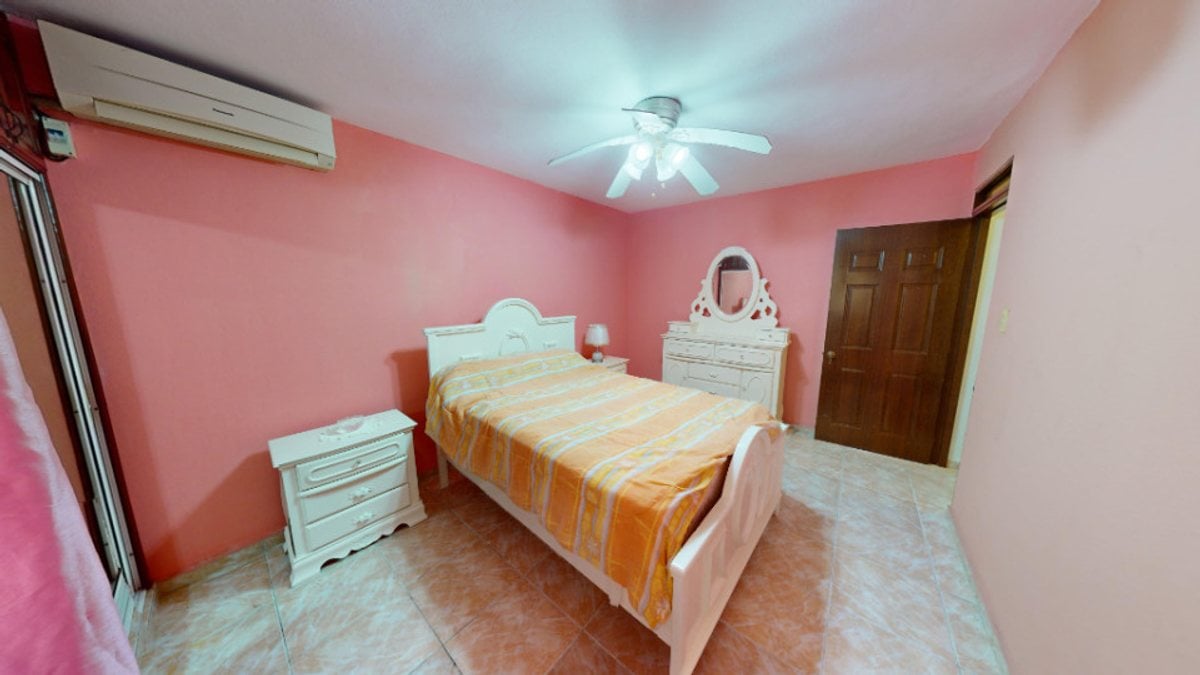 CASA EN VENTA 8 DORMITORIOS LOS FRAILES I SANTO DO – foto 10