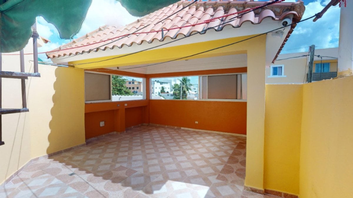 CASA EN VENTA 8 DORMITORIOS LOS FRAILES I SANTO DO – foto 9