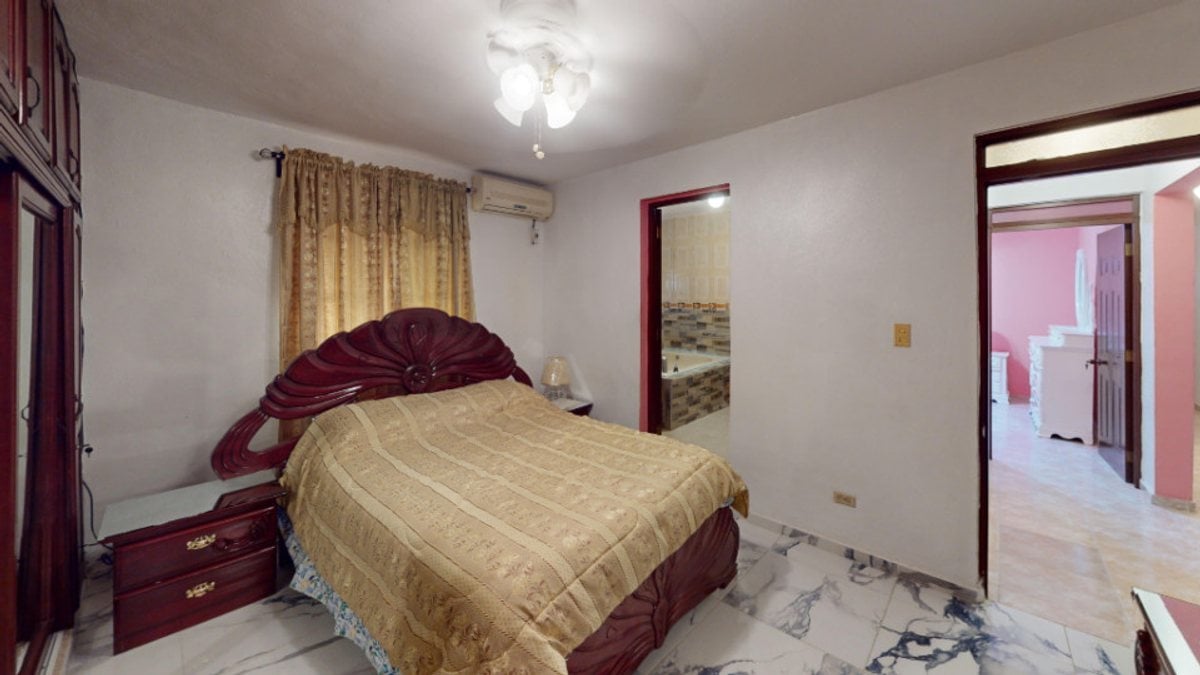 CASA EN VENTA 8 DORMITORIOS LOS FRAILES I SANTO DO – foto 12