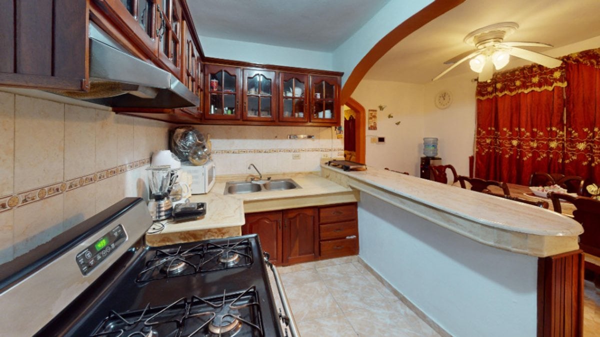 CASA EN VENTA 8 DORMITORIOS LOS FRAILES I SANTO DO – foto 8