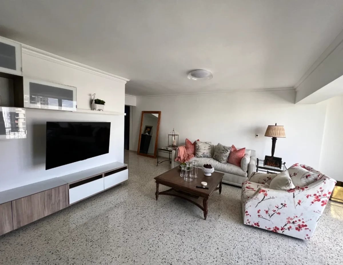 Apartamento 2 habitaciones con Estudio – foto 1