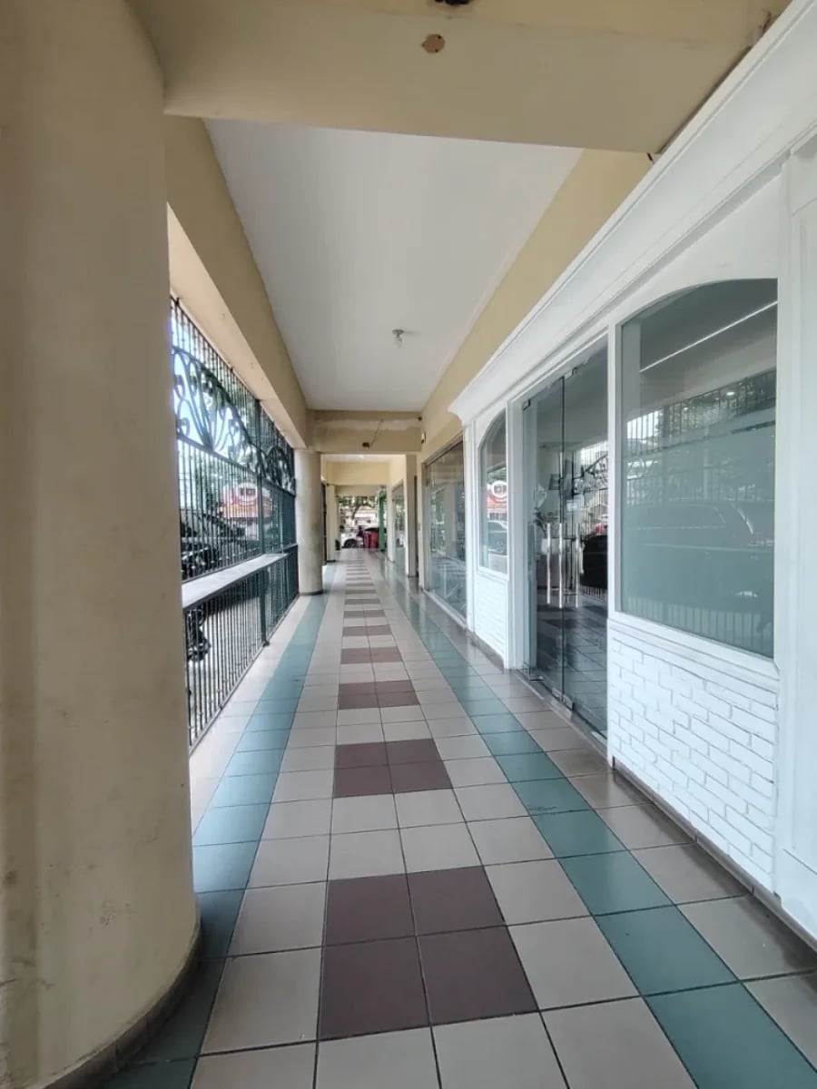 Local Comercial en Gazcue, Santo Domingo – foto 9