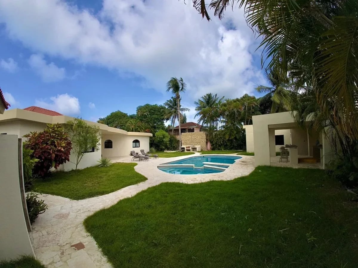 Villa con Amplio Terreno en Cabarete – foto 3