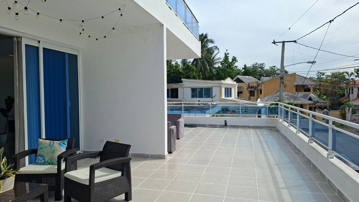 Amplio apartamento 2do piso terraza Distrito Nac. – foto 1