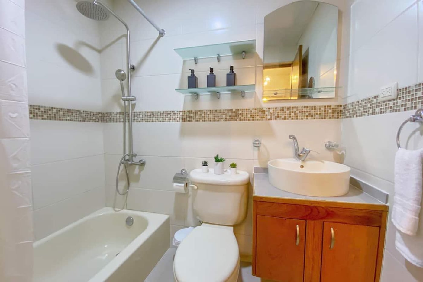 Alquilo Apartamento Amueblado en Gazcue – foto 9