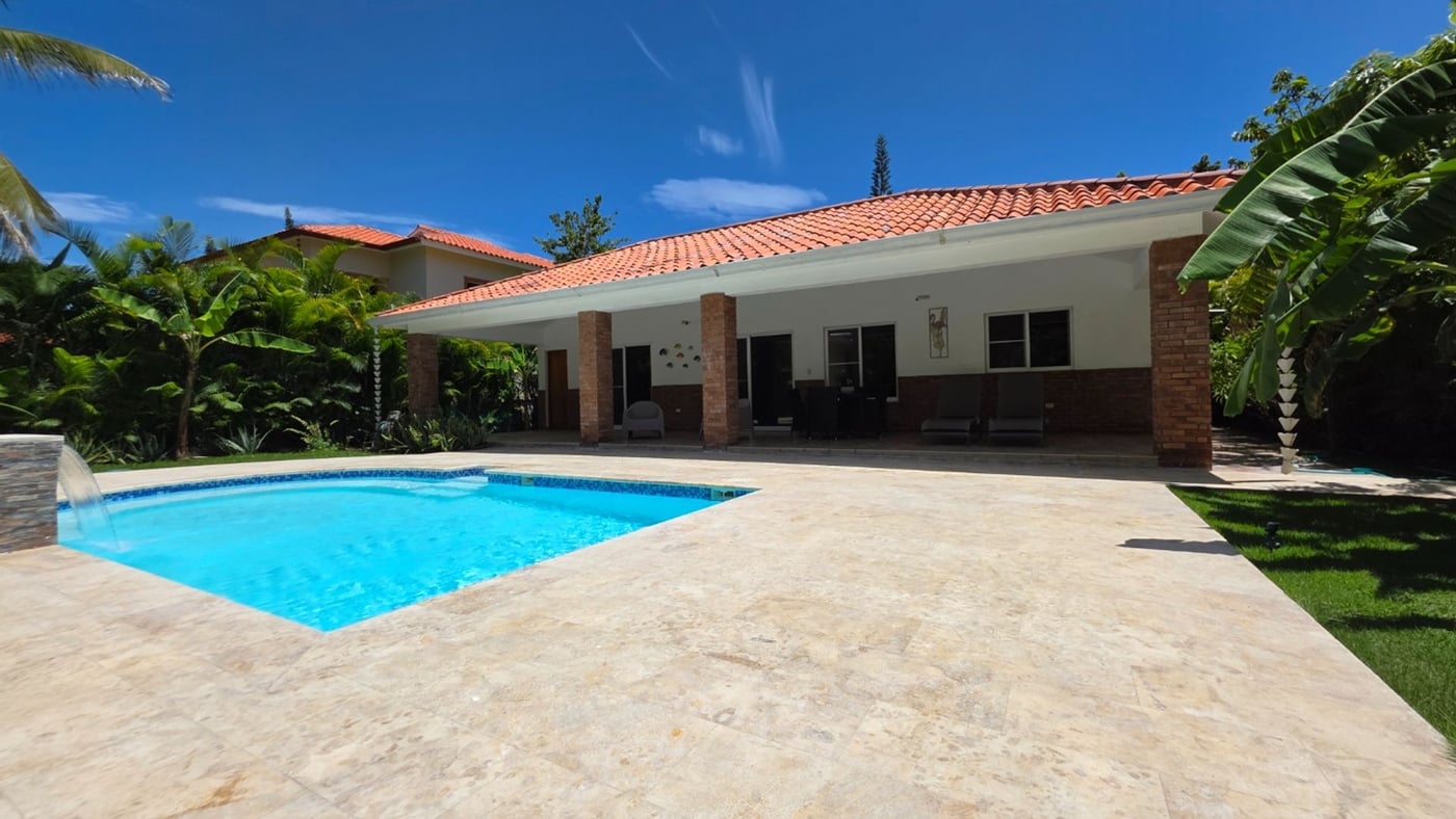 VILLA 667 Mt, EN TERRENO. METRO COUNTRY CLUB – foto 1