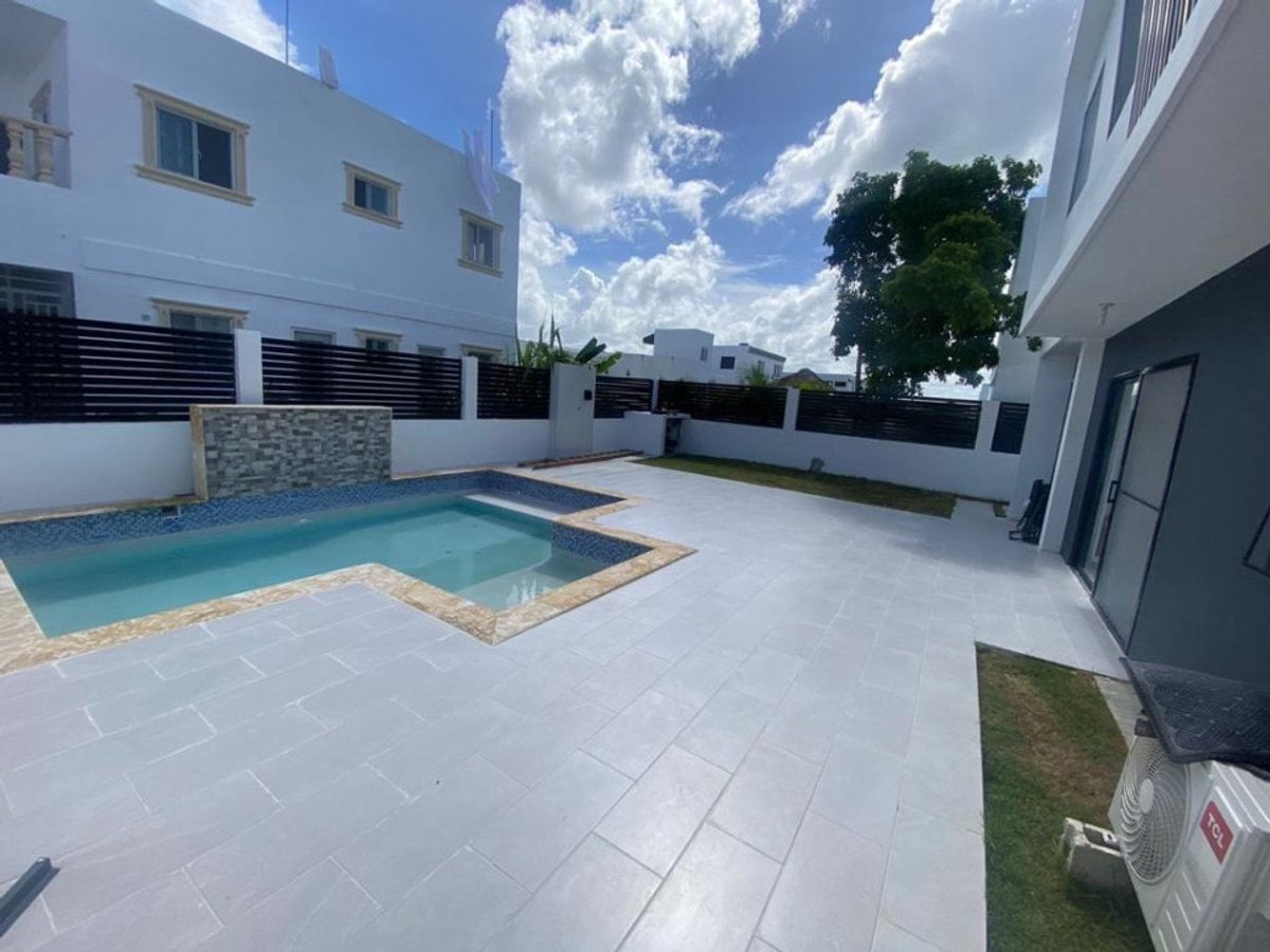 Casa en Punta Cana con Piscina – foto 2