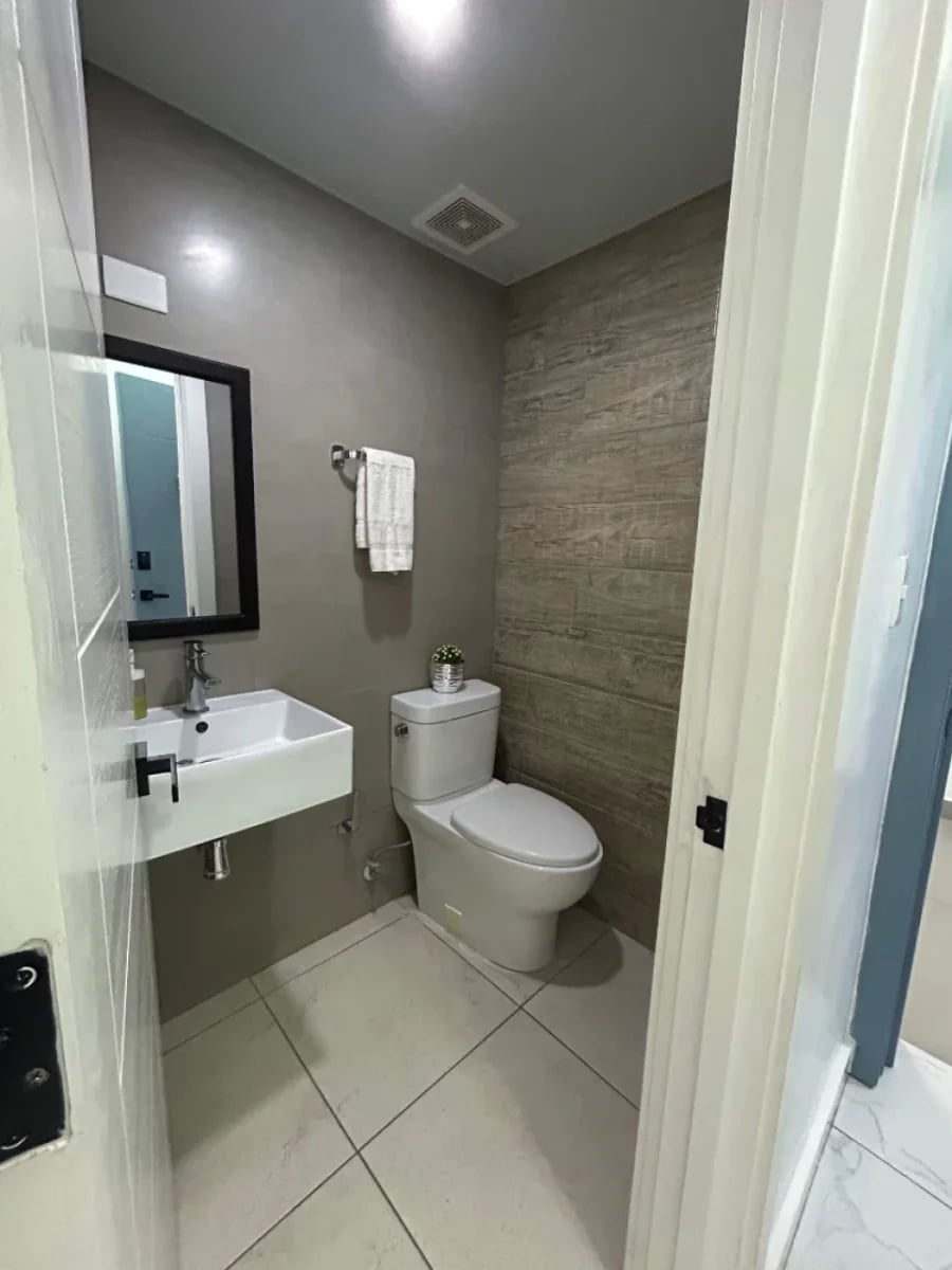 Apartamento en Evaristo Morales, Santo Domingo – foto 10
