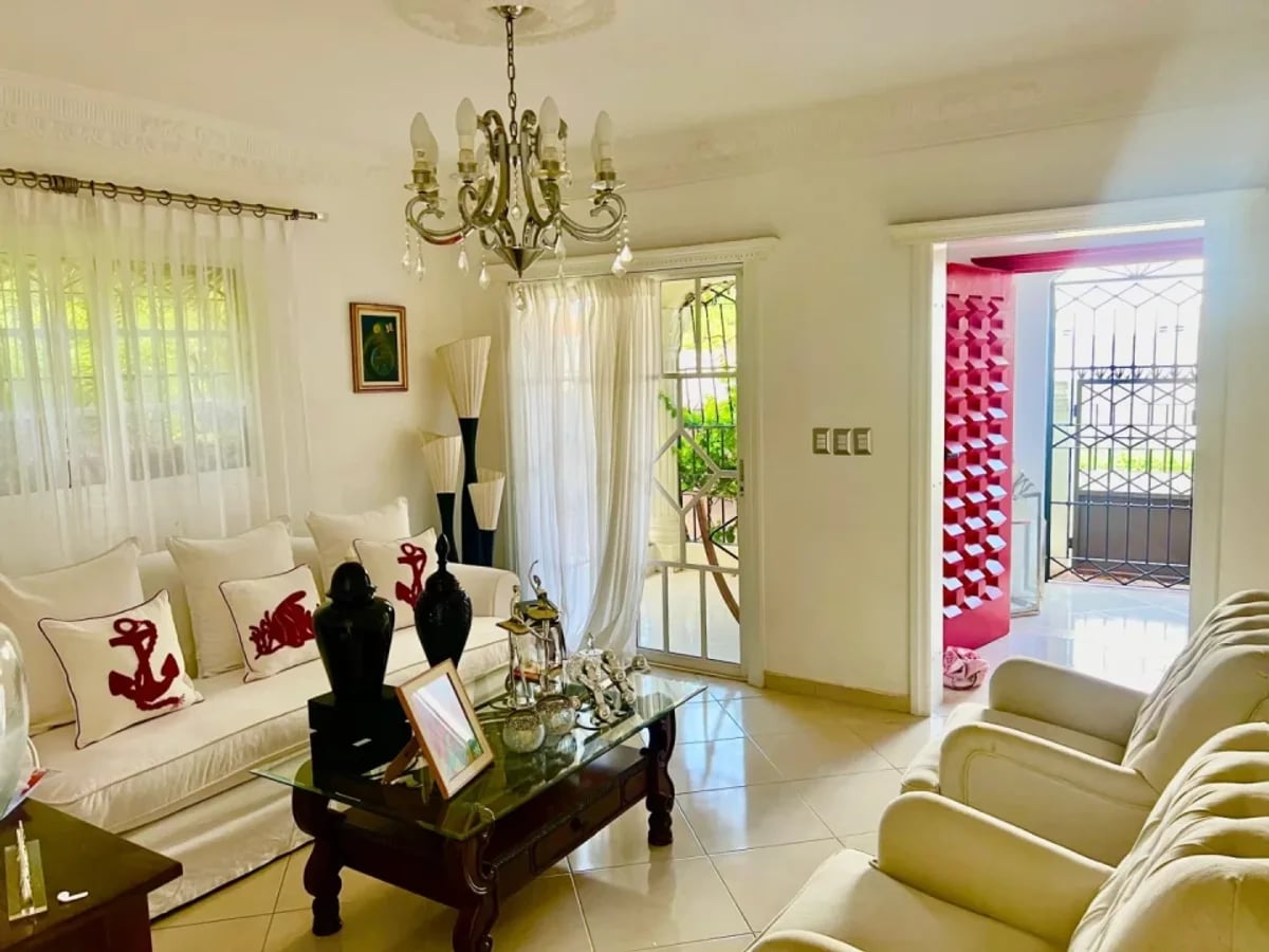 Casa familiar en La Romana con patio y terraza – foto 5
