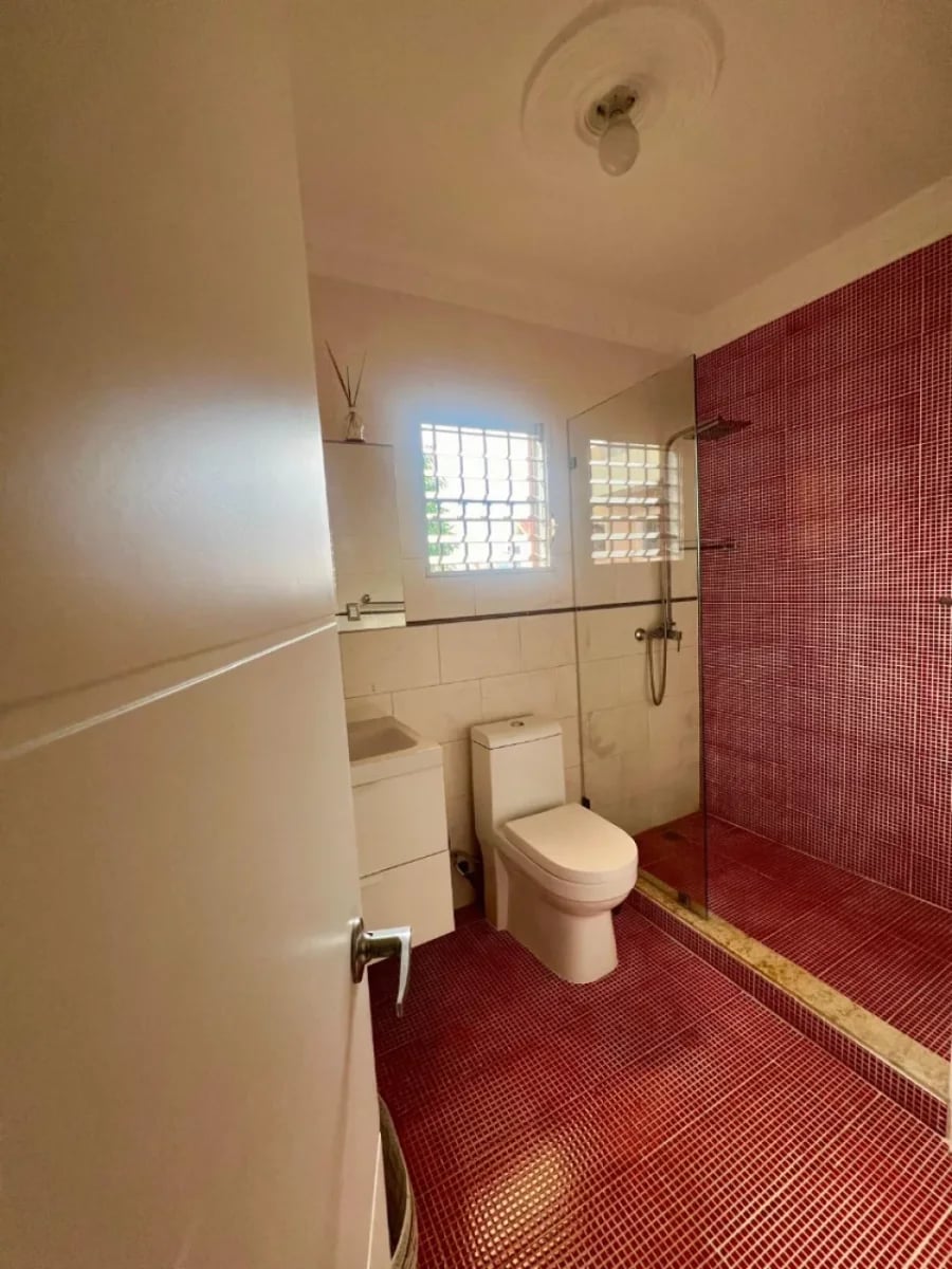 Casa familiar en La Romana con patio y terraza – foto 10