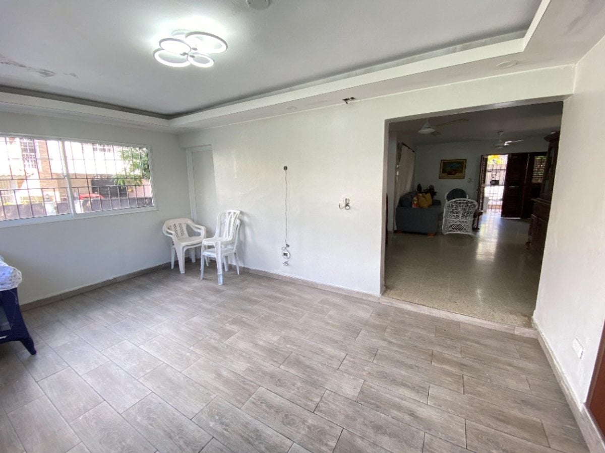 Solar con verja RD$15MM – foto 5