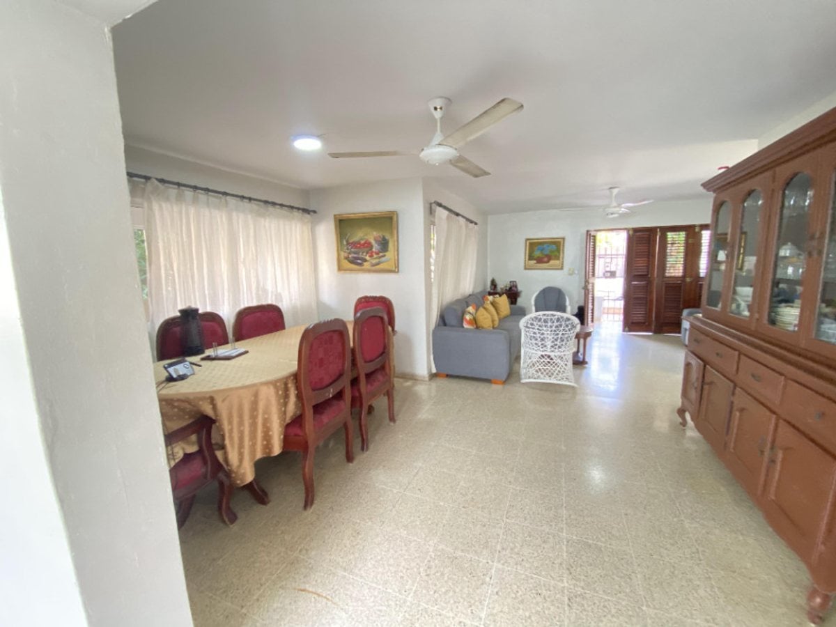 Solar con verja RD$15MM – foto 3