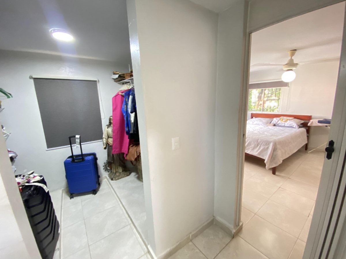 Solar con verja RD$15MM – foto 11