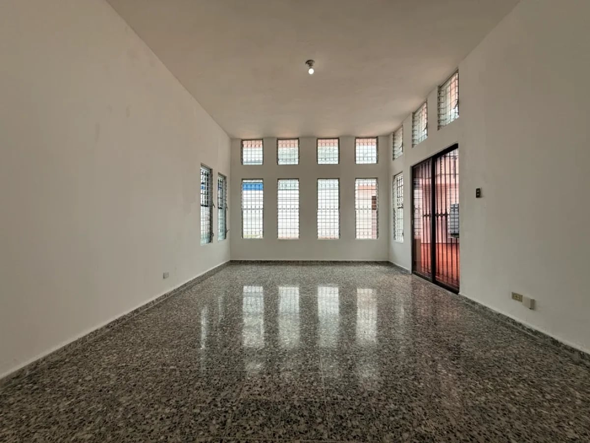 Local comercial en Los Prados, Santo Domingo – foto 8